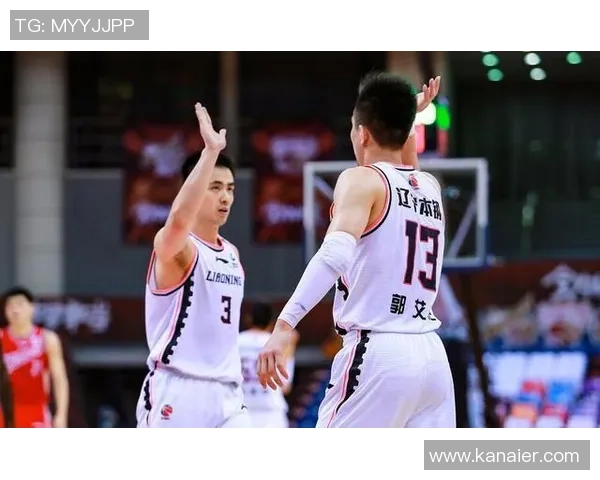 武汉篮球队与重庆篮球队赛后复盘分析及比赛经验总结